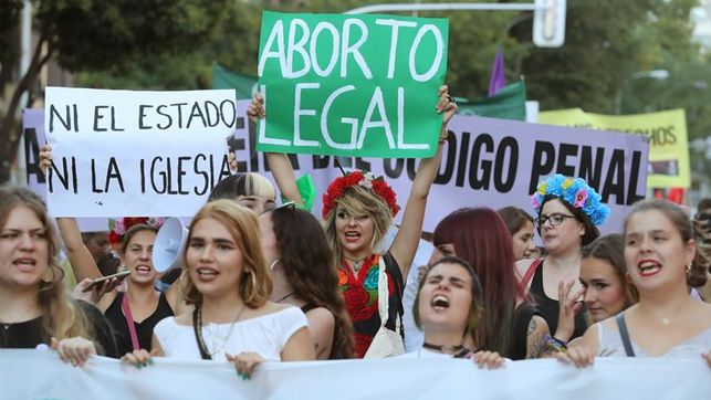 Centenares-personas-Madrid-deficits-aborto_EDIIMA20180928_0949_19